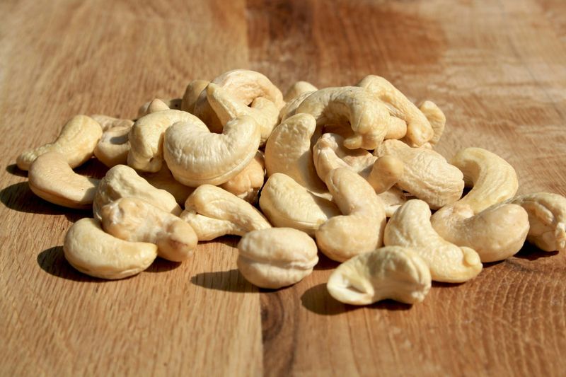 Cashew nuts